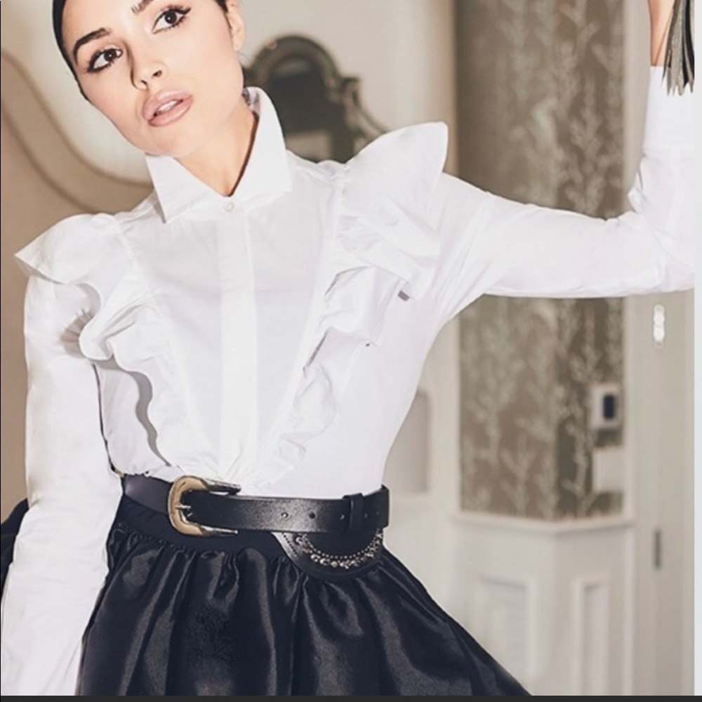 White top with ruffle